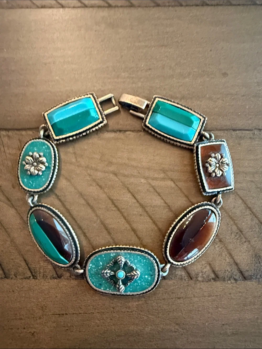 Vintage Brass Green & Brown Glass Link Bracelet Ornate Floral Statement